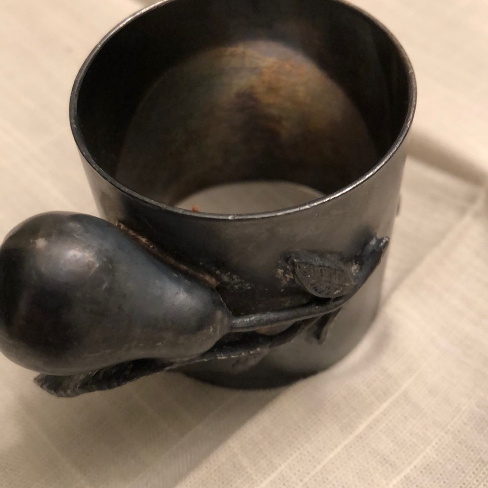 ANTIQUE VICTORIAN 19TH CENTURY NAPKIN RING EMBELLISHED WITH PEARS & LEAVES- #485